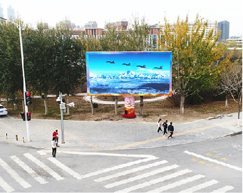 横州户外大屏广告投放要点。